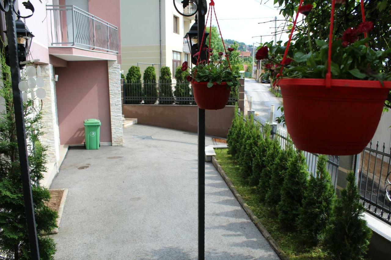 Villa Oasis Of Peace Modern House Sarajevo Esterno foto